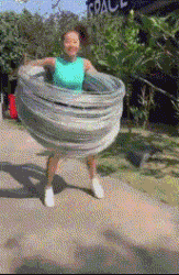 哥们|搞笑GIF：什么？又想骗我去搬砖？