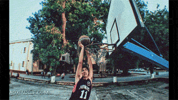 卫校|最近生意不好，姐妹们都躺在家玩手机！