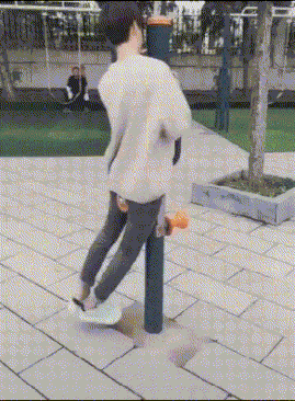 这是|搞笑GIF: 这是不想要女朋友了吧?