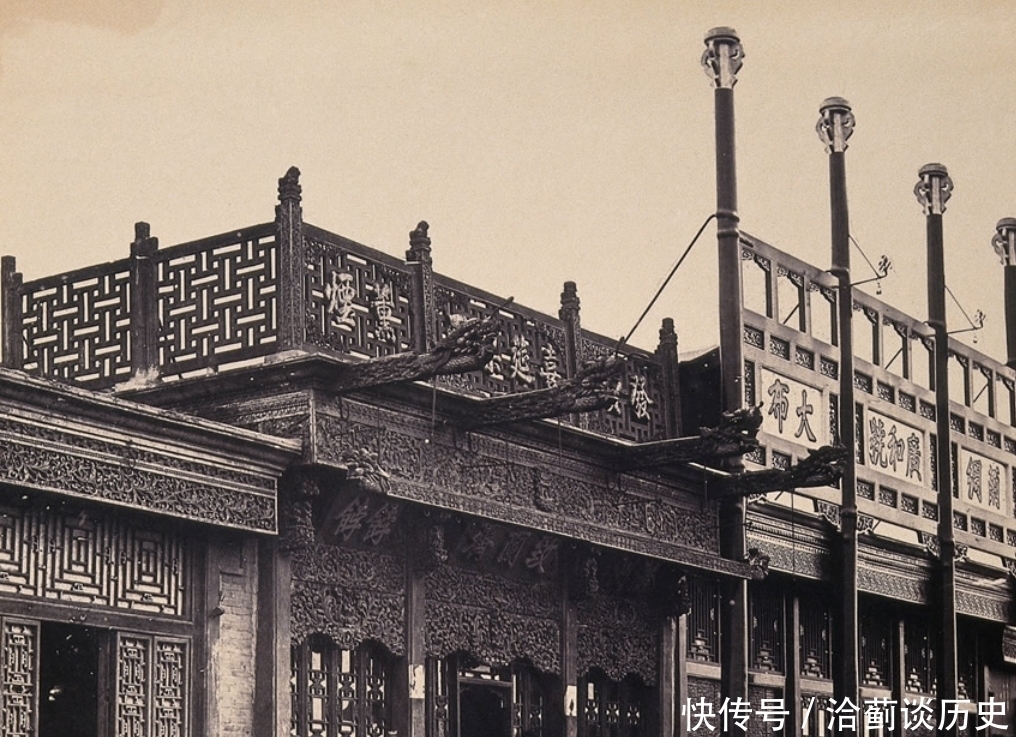 晚清咸丰年间老照片太监们誓死守护的圆明园巍峨的西黄寺塔