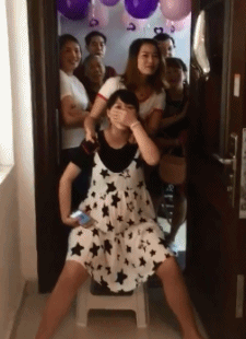 妹子|盯着副驾驶的妹子看了半天,也没发现亮点在哪里