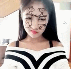 姐姐|搞笑GIF：你这家伙还真懂得怎么捣乱，不过谁让你不坐好？