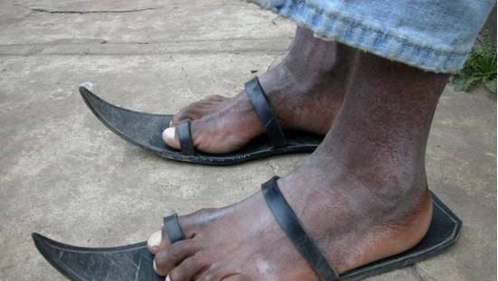 非洲大量收购中国的废弃轮胎到底是做什么用看完让人佩服2