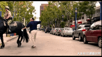 皮都|搞笑GIF：一直以来我都以为，饺子皮都是擀出来的