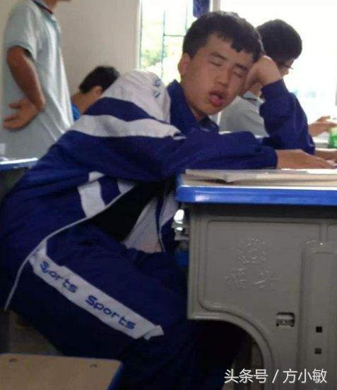 隐身术|搞笑GIF：最强隐身术，看了几遍还找不出破绽！