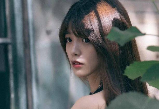 大师|搞笑段子:我们高一有个老师个子很小,长得很像学生!