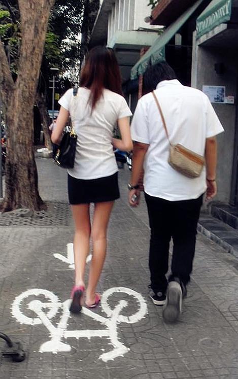 电瓶车|叔叔凭借这辆电瓶车，到达了人生巅峰