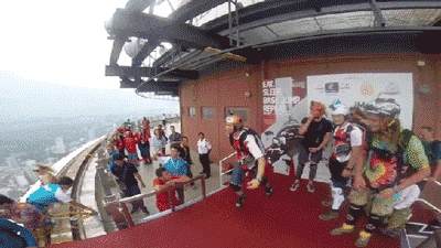 闺女|搞笑gif趣图:美女啊!我看你长的很好看啊!我想恋爱了!