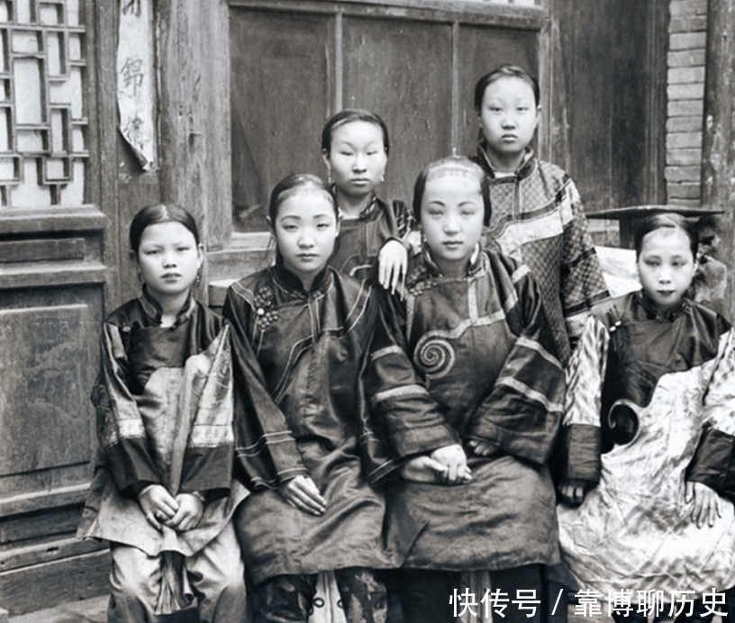 1910年晚清老照片美麗驚豔的皇宮女子大戶人家妻妾成群