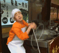 睡姿|爆笑GIF: 不用怀疑，单看这睡姿，一定是一家人!