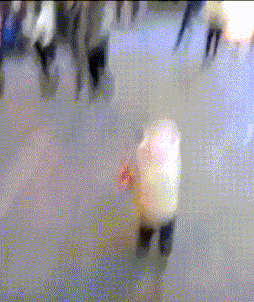 妹子|搞笑GIF图：有个女汉子女友什么体验，还别说，感觉挺好的