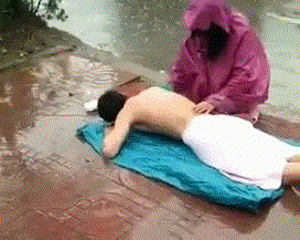 新娘子|美女, 这裤子是你自己剪的吧, 这样穿出来, 让人多尴尬呀!