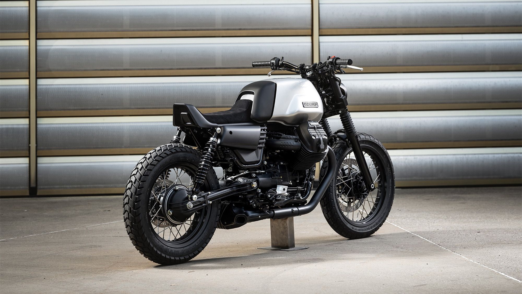 现代极简主义,奥地利改装厂定制摩托古兹v7,3d打印是亮点