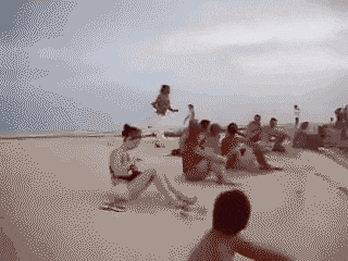 这一下|搞笑GIF:小家伙是软,折叠这一下最厉害