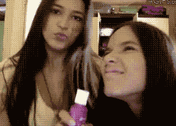 肚皮|搞笑GIF：跳肚皮舞的胡子大叔