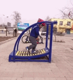 下半生|爆笑gif趣图: 你可要为我的下半生负责啊!