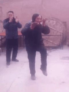 区别|你和RMB玩家的区别就在于,一个是真没钱,另一个有钱没处花!