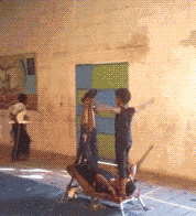 哪吒|搞笑GIF:新买的IPhoneX已经到手