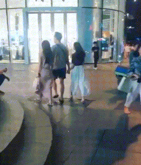 伴娘|搞笑GIF：加水，洗桃？还给洗毛桃不？