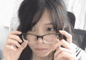 职业病|搞笑GIF: 再有钱, 也改不掉以前落下的职业病