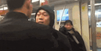 不要|爆笑GIF:闺蜜只是陪你笑一下而已,你不要当真