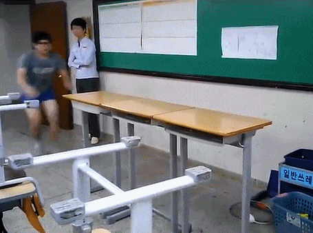 只要功夫深|搞笑GIF：姑娘，你这个办法不错！走的有点快了！慢点！