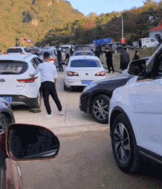 妹子|搞笑GIF：降龙十八掌，我已经练到第十掌！！！