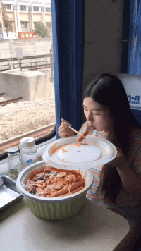 回路|搞笑gif趣图：这位大哥脑回路有点长啊