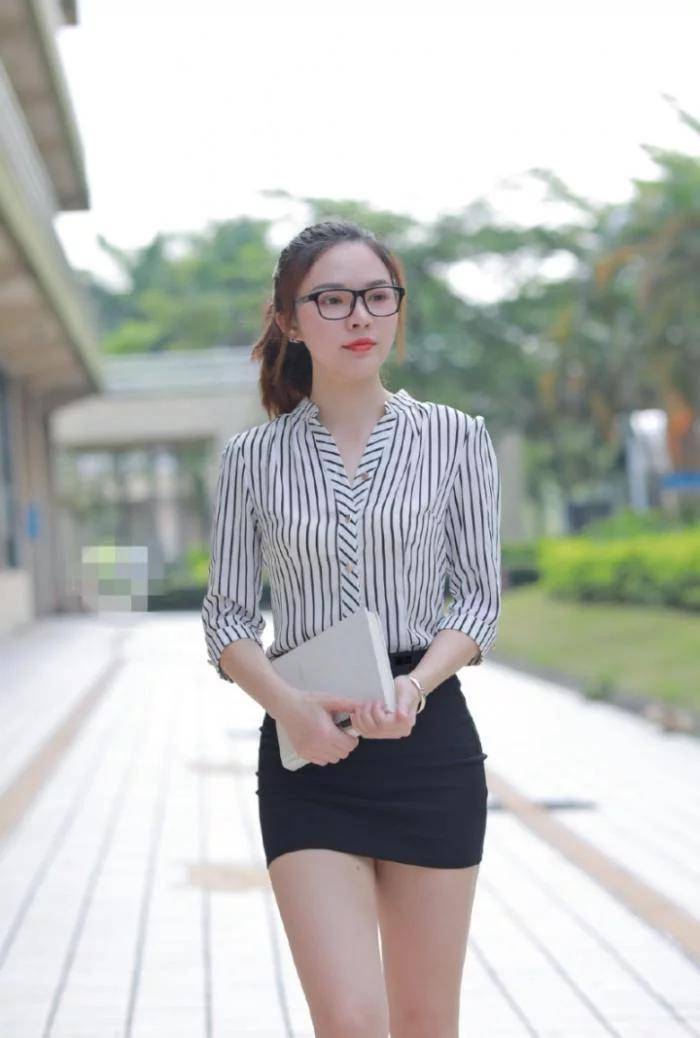 儿子|幽默笑话：妈妈，小懒虫应该晚点起，要不然会被鸟吃掉