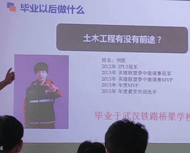 妹子|说实话，很多人感觉这样削苹果是没有灵魂的