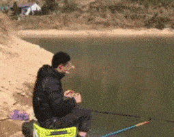 沙雕|前方拥堵预计通行时间三分钟。司机气得冲导航吼：特么的你来开