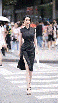 小姨子|搞笑GIF趣图:为什么我觉得这身材很奇怪