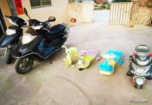 室友|幽默笑话:给钱有个什么用啊, 一转眼我妈就没收了!