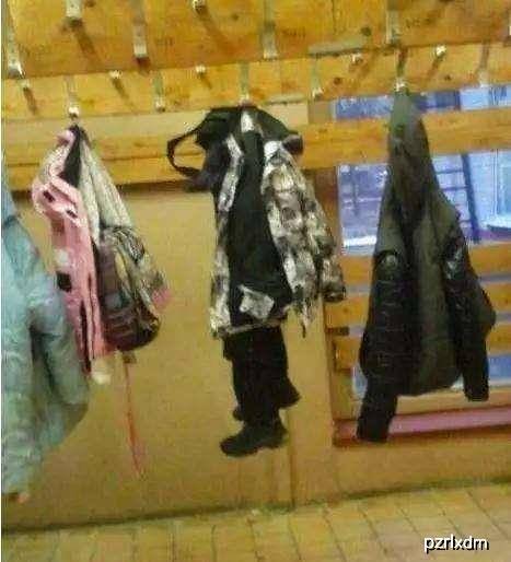 室友|幽默笑话:给钱有个什么用啊, 一转眼我妈就没收了!