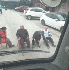 儿子|哥们,这就是乱停车的下场,以后长得心眼