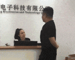 俯卧撑|妹子你这是练过啊！