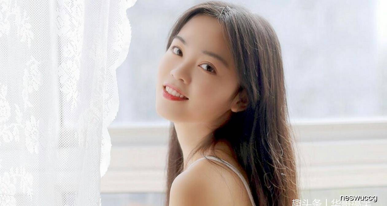 媳妇|搞笑段子:躲在厕所抽烟,教导主任一来,同学吓得鼻孔冒烟