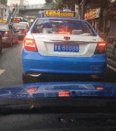 小姨子|莫名其妙想唱首歌《突然的自我》!