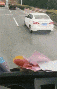 小姨子|莫名其妙想唱首歌《突然的自我》!