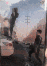 理发店|笑话:开车不小心把妹子撞了,赶紧下车冲过去,看妹子漂亮说道…