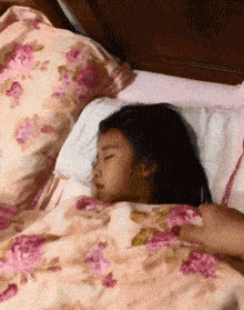 电梯|幽默段子:同学发财了请俺吃饭,饭桌上却主动给俺夹菜