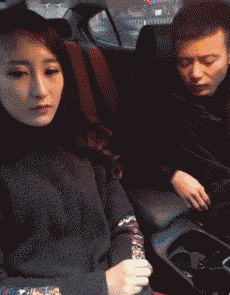 巴掌|快结婚了,我对老爸说把车换成红色更喜庆,回来后就这样了!