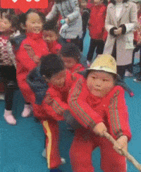 冰淇淋|爆笑GIF:这妹子应该很受男生欢迎,别问为什么!