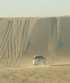 冰淇淋|爆笑GIF:这妹子应该很受男生欢迎,别问为什么!