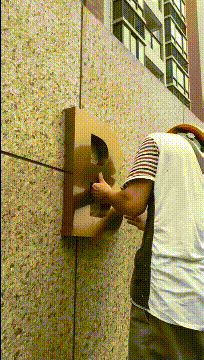 逗人|搞笑GIF：妹子，咱不带这样吓人的！不好玩这样