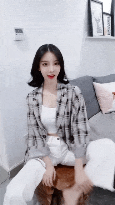 第一次|搞笑gif-第一次锻炼,太累了!就能做一个!