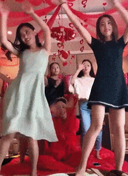 女妖精|搞笑GIF:小姐姐太美了,这眼神动作牵动着我的心啊