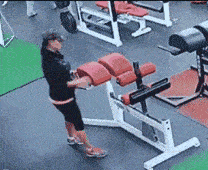 段子|爆笑GIF:这样的妹子很难得,她会让你的生活多姿多彩