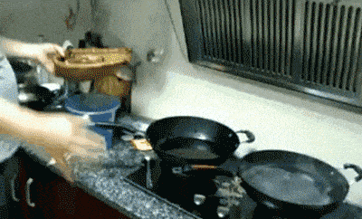 段子|爆笑GIF:这样的妹子很难得,她会让你的生活多姿多彩