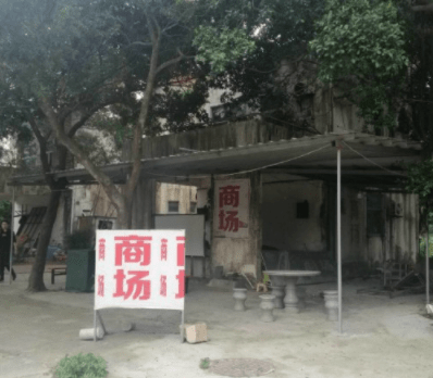 决策|开心一刻：借女同事手机玩游戏，手误打开了相册，她大喊...